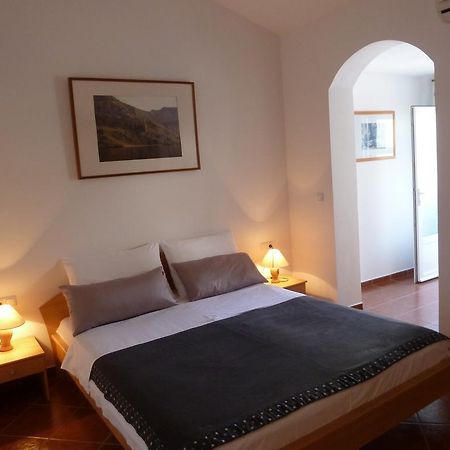 Ferienhaus Rajka Kustići 外观 照片